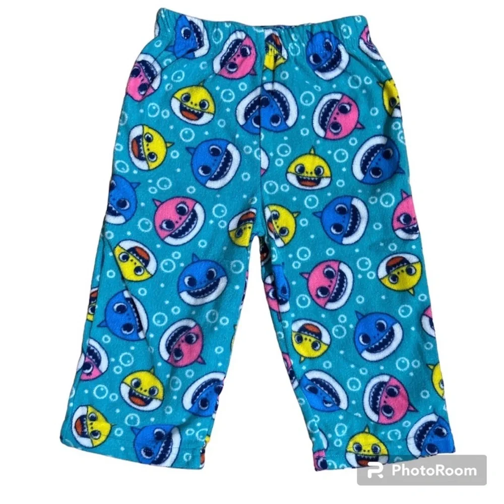 Baby Shark Boys 2 Pc Fleece Pajamas Set Blue Long Sleeve Shirt Pants PJs 2T